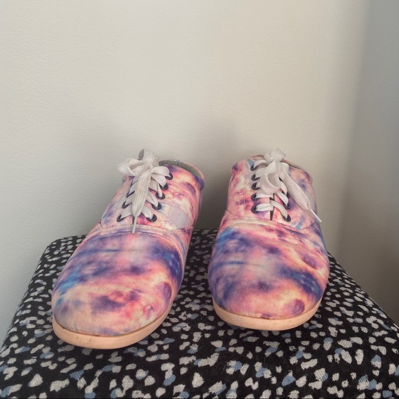 STUDY Tie Dye Low Cut Sneakers - Picture 2 of 5